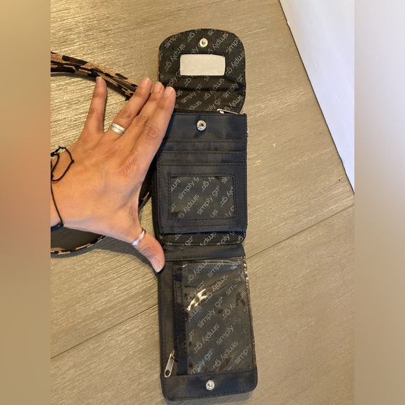 Vintage Simply Go Leopard Flap Snap Mobile Crossbody - Picture 4 of 6